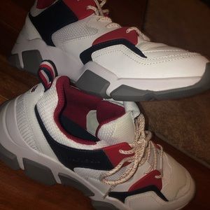 Men’s Tommy Hilfiger Red White & Blue Size 11